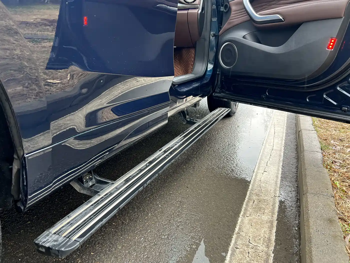 WEI PAI WEI BRAND VV7