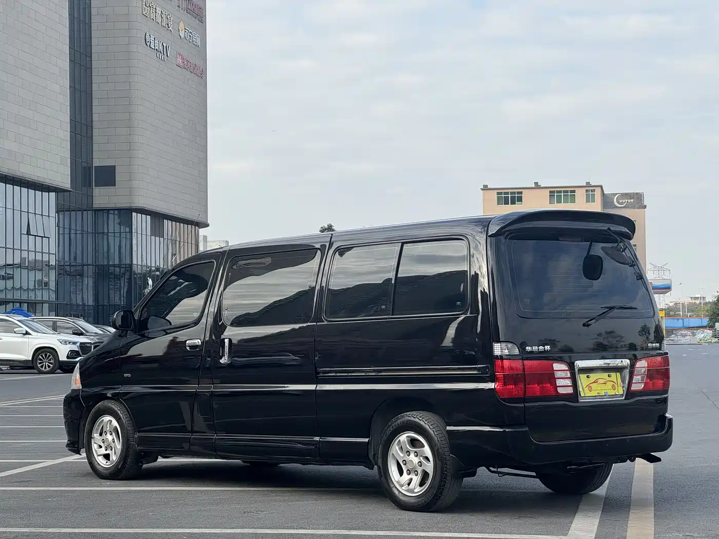 Jinbei Grace 2008 2007 2.7L First Class Luxury 9-seater 3RZ