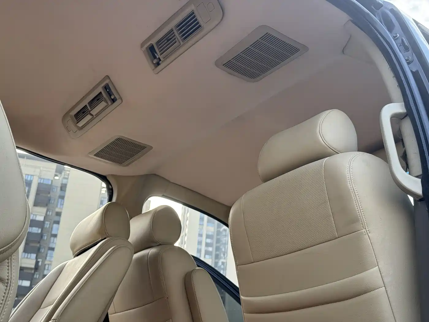 Jinbei Grace 2008 2007 2.7L First Class Luxury 9-seater 3RZ