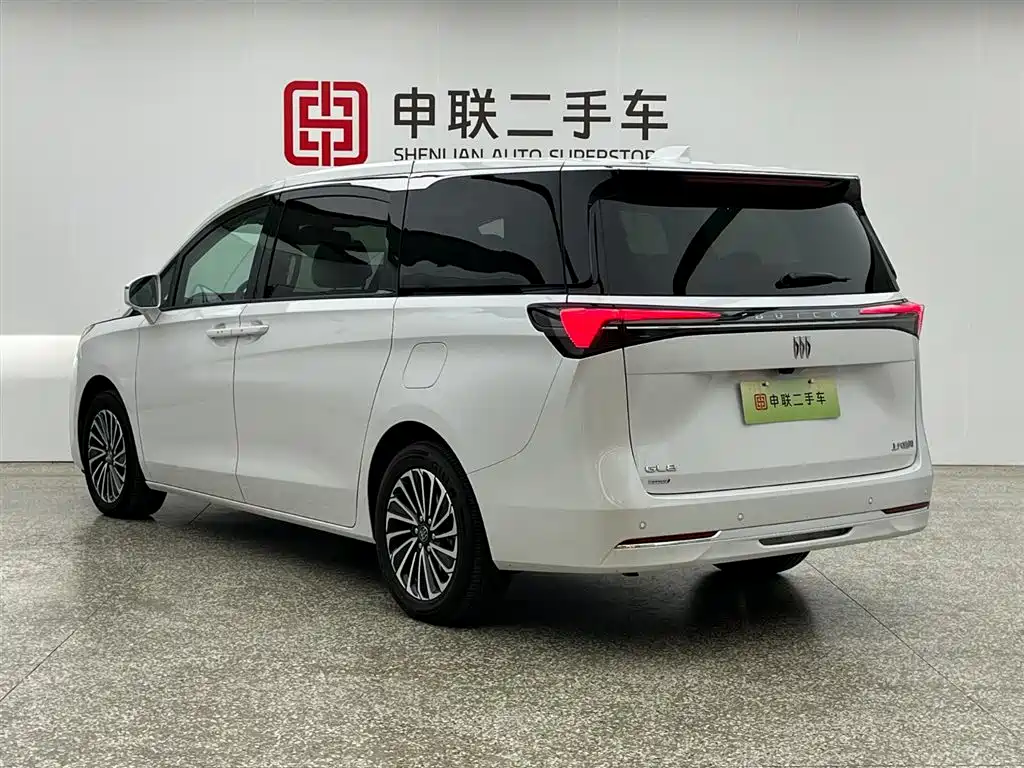 Buick GL8 New Energy 2025 Land Honor Premium Edition 7-Seater фото 4