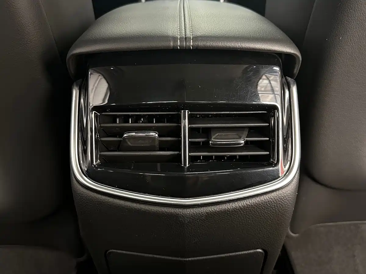Cadillac XTS 2018 28T Elite фото 12