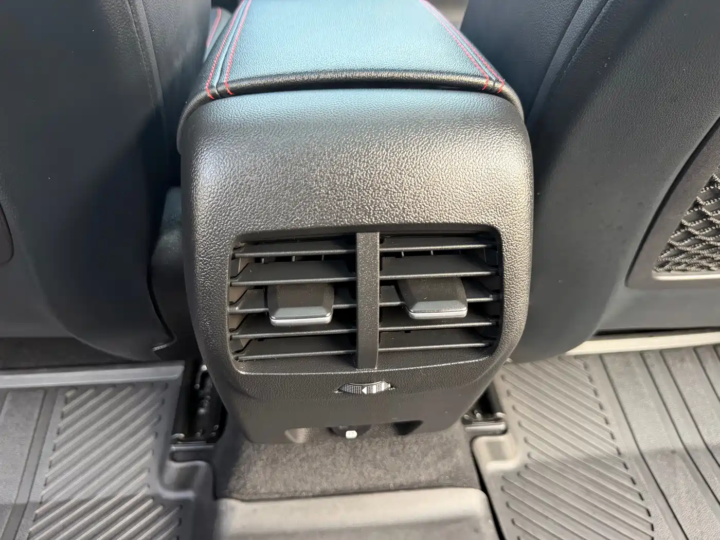 Ford Focus 2022 2021 Hatchback EcoBoost 180 Automatic ST Line
