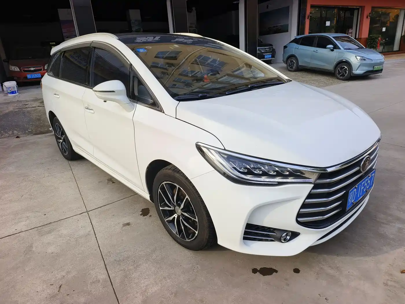 BYD Song MAX 2017 1.5T Auto Smart Elite 7-Seater фото 3