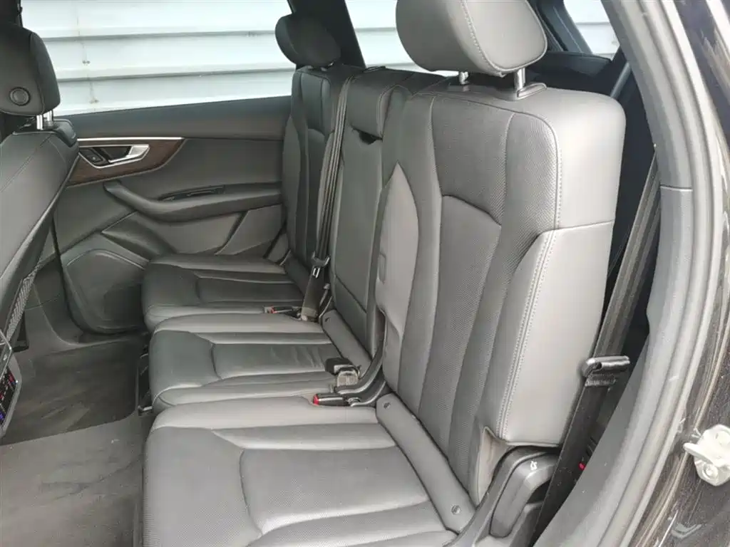 Audi Q7 2021 55 TFSI quattro S line Sport фото 24