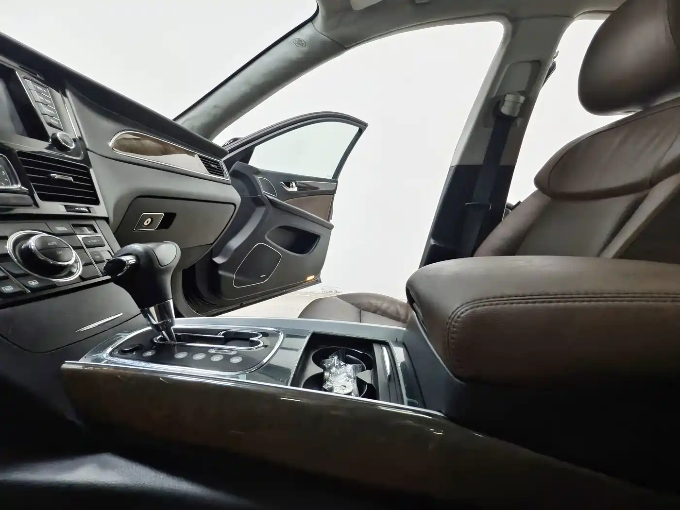 Hongqi H7 2017 2015 2.0T Luxury