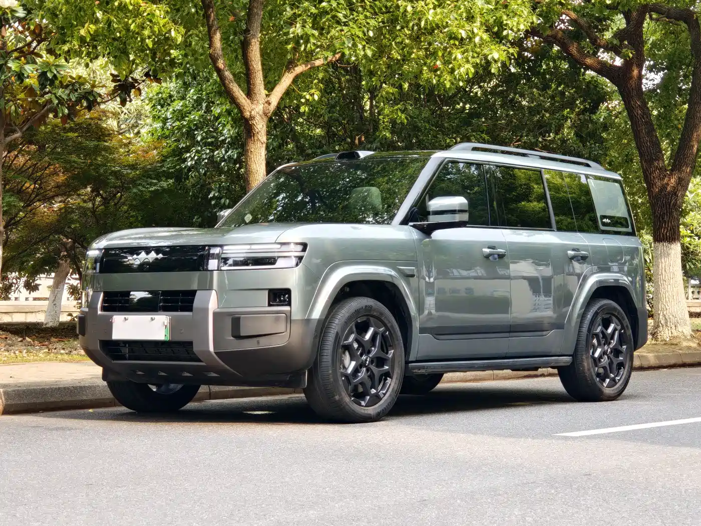 Fang Cheng Bao Titanium 7 2025 2025 AWD Base Model