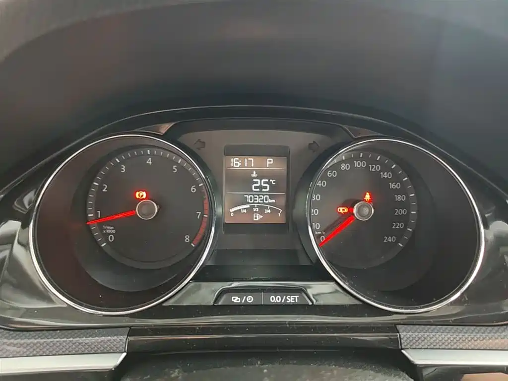 Volkswagen C-TREK 2018 230TSI DSG Comfort фото 12