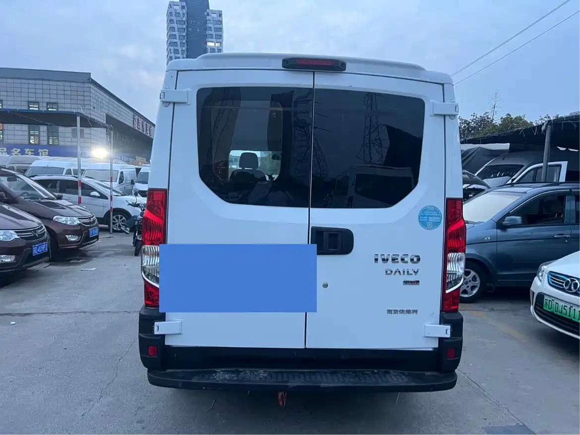 IVECO OUSHENG