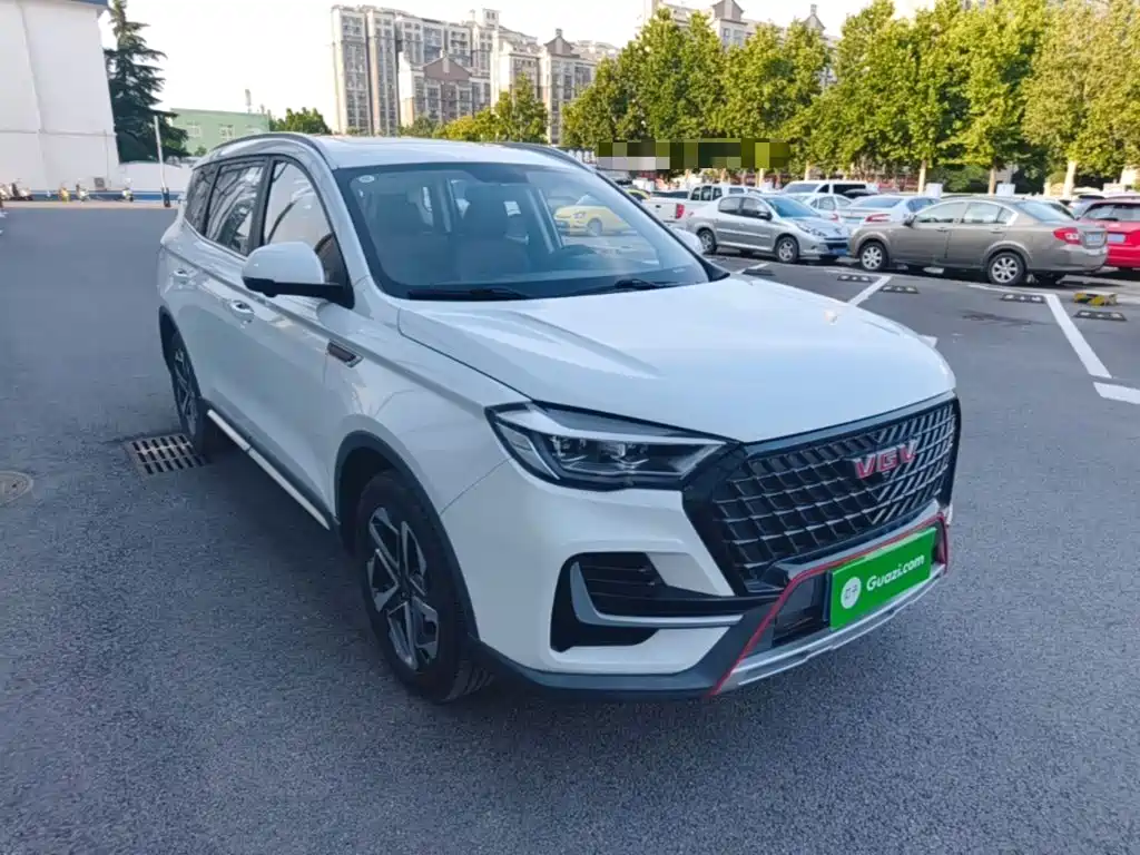 Sinotruk VGV VGV U75PLUS 2022 2021 2.0TGDI Fun Mountain Edition 7-Seater
