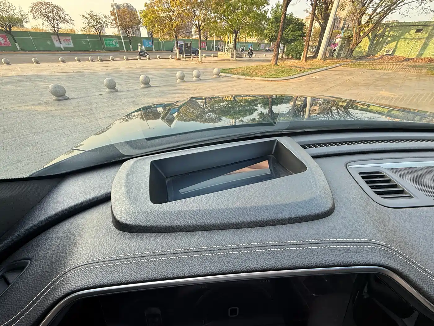 GAC Trumpchi Trumpchi GS8 2022 Pilot Series 2.0TGDI 2WD Premium Edition (7-Seater) фото 25