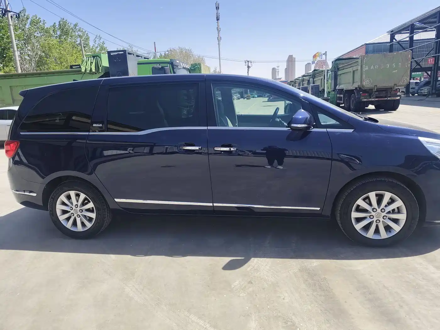 Buick GL8 2014 2.4L Executive Edition фото 4