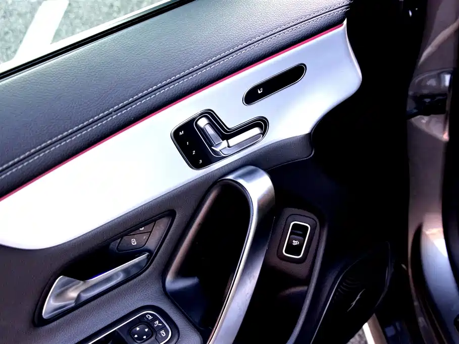 Mercedes-Benz CLA AMG 2023 AMG CLA 45 4MATIC+ фото 5