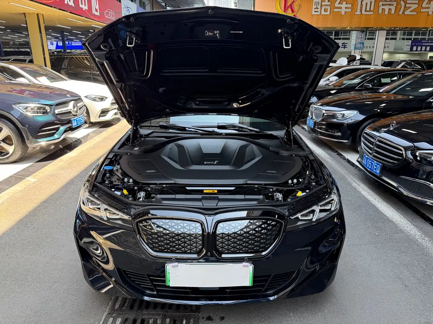 BMW i3 2025 eDrive 40 L Shadow Night Package фото 34