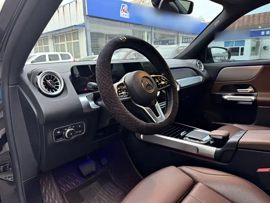 Mercedes-Benz GLB 2023 Facelift GLB 200 Dynamic фото 17