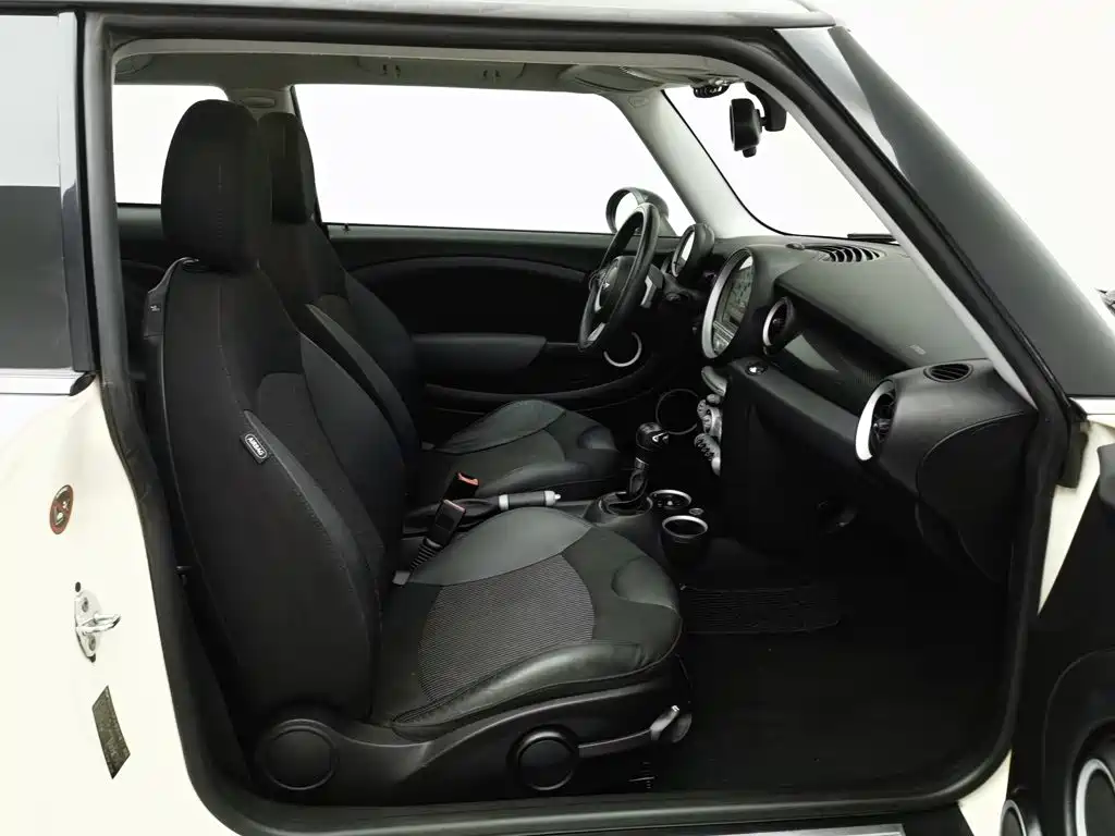 MINI MINI 2008 2007 1.6L COOPER Fun