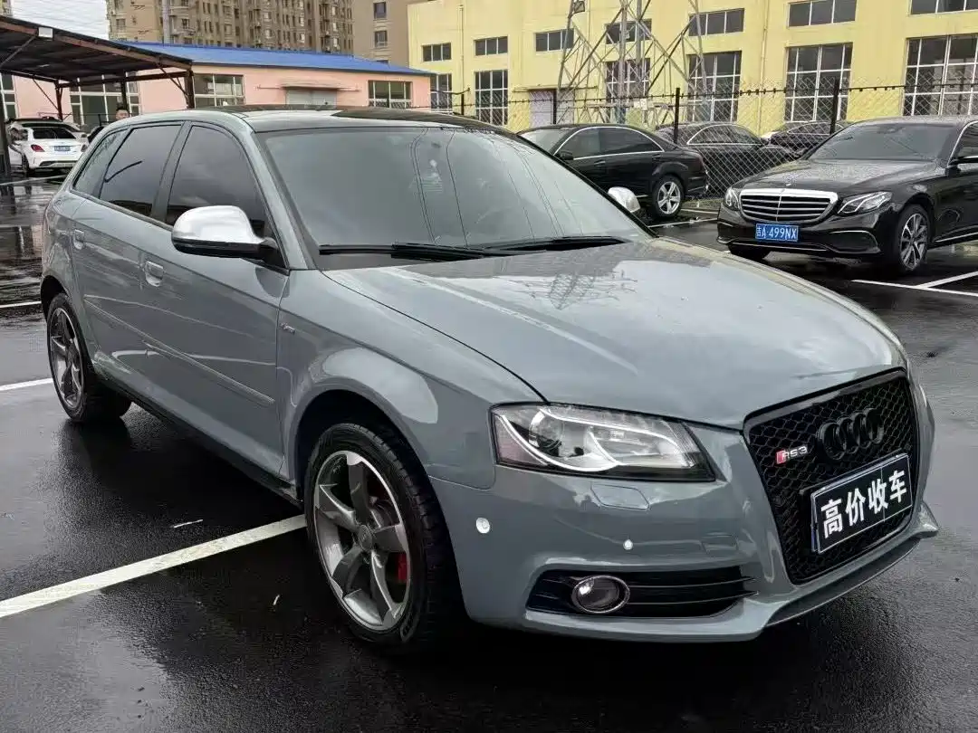 Audi A3 (Import) 2011 2010 Sportback 1.8T Luxury Model