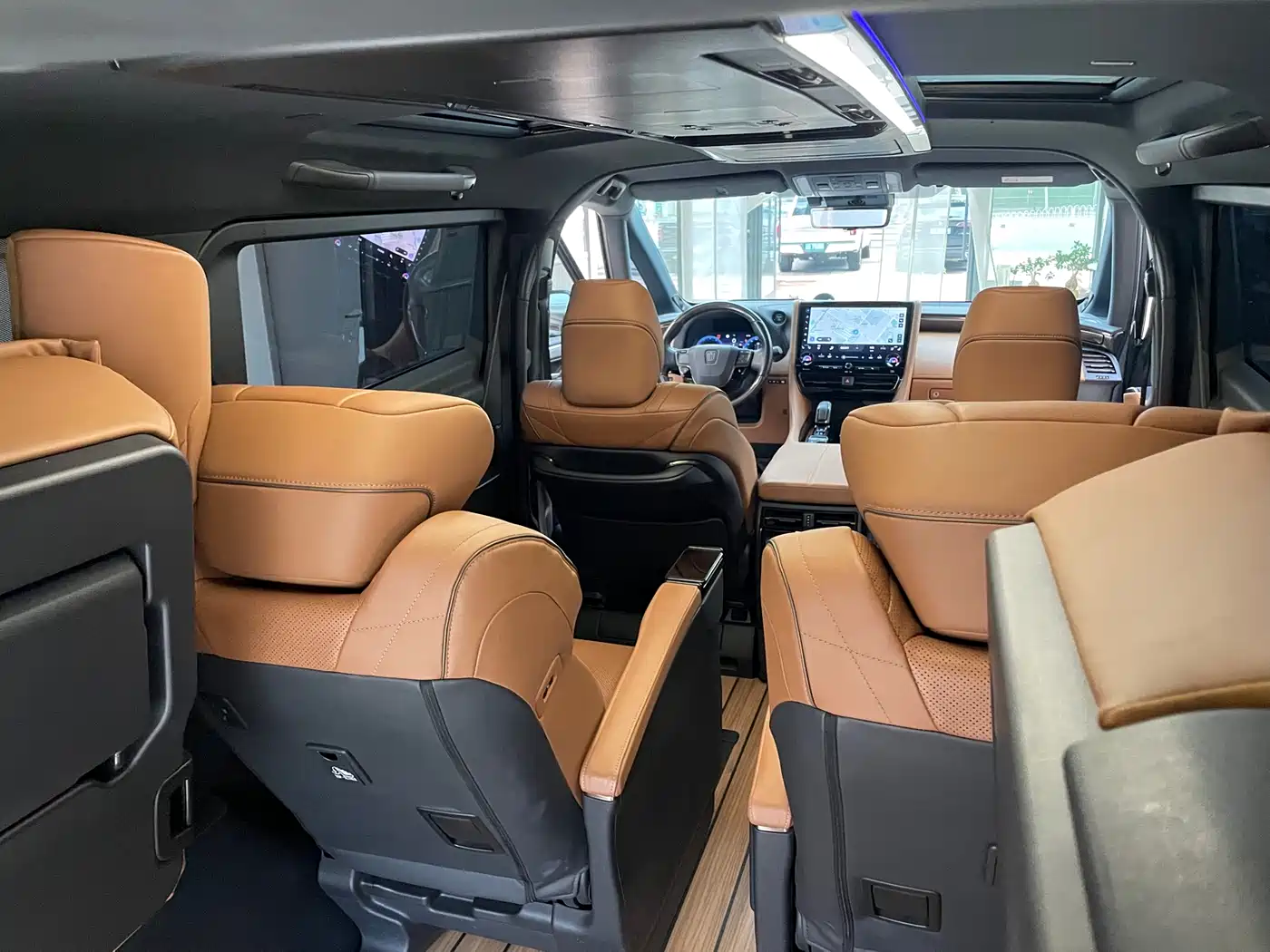 Toyota Vellfire 2024 Crown Hybrid 2.5L Premium Edition фото 41