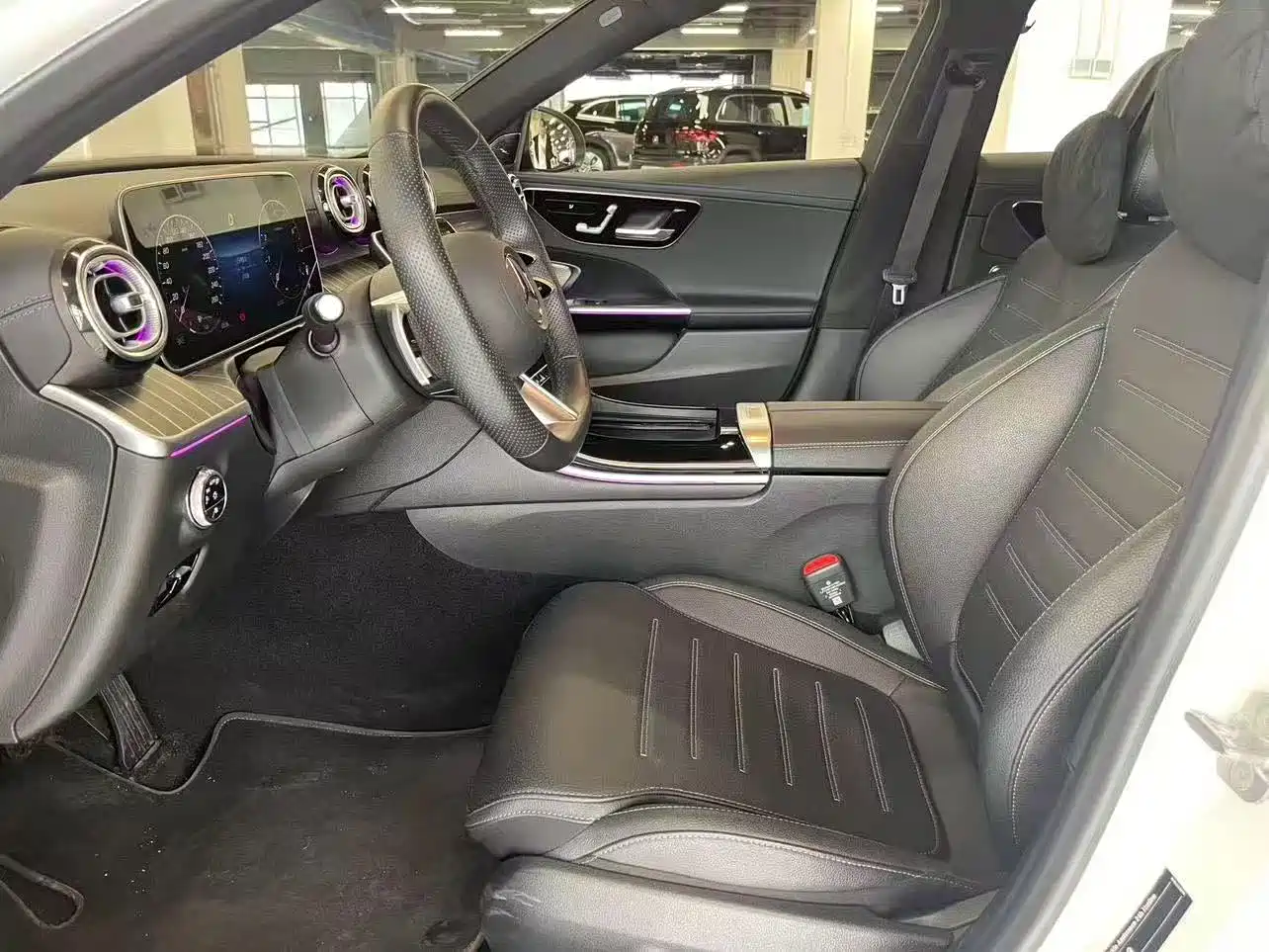 Mercedes-Benz C-Class 2024 Facelift C 260 L Moonlight Sport фото 4