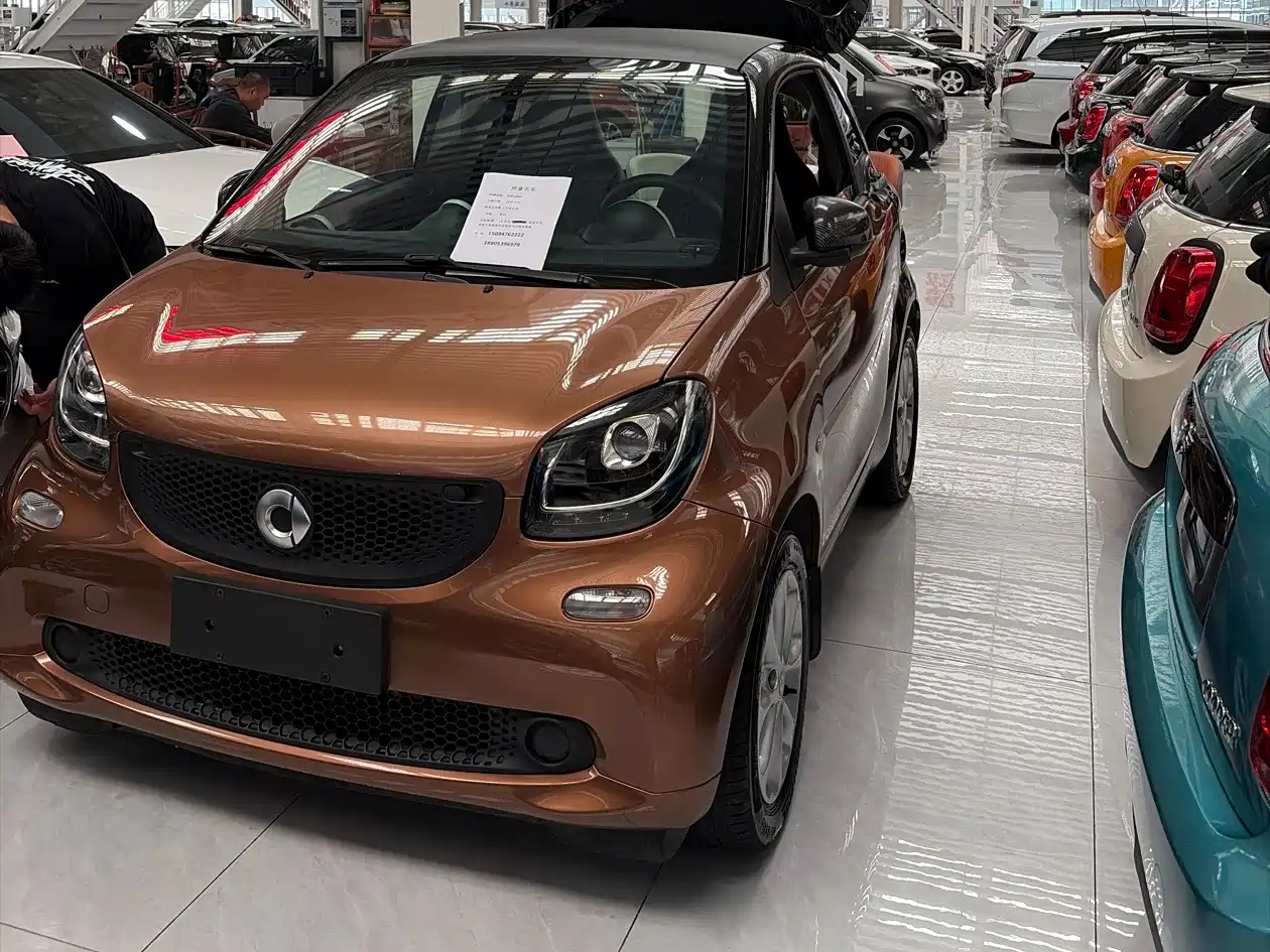  smart smart fortwo 2015 1.0L 52kW Hardtop Agile