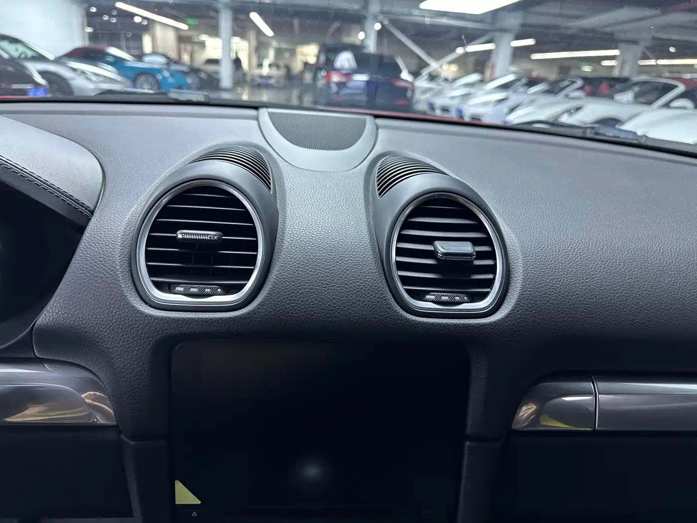 Porsche 718 2020 Boxster 2.0T фото 9