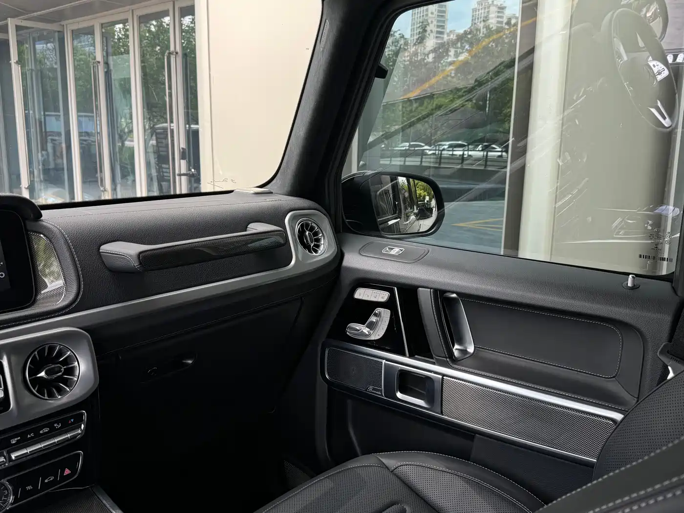 Mercedes-Benz G-Class 2022 G 500 фото 19