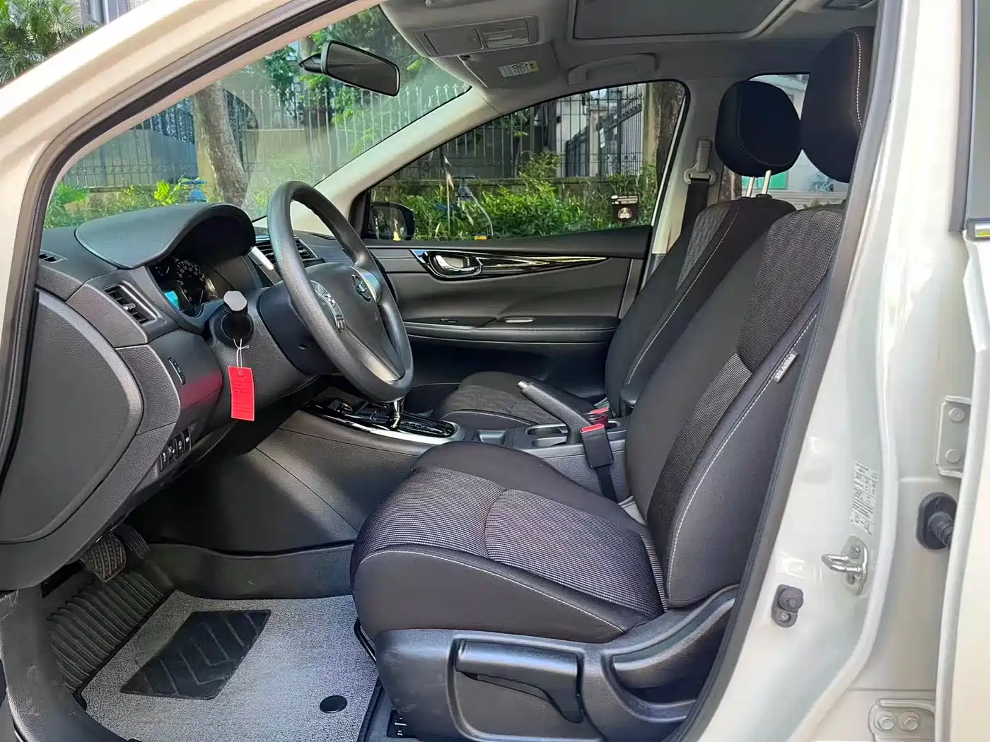 Nissan Tiida 2024 2024 1.6L CVT Cool Sport Edition
