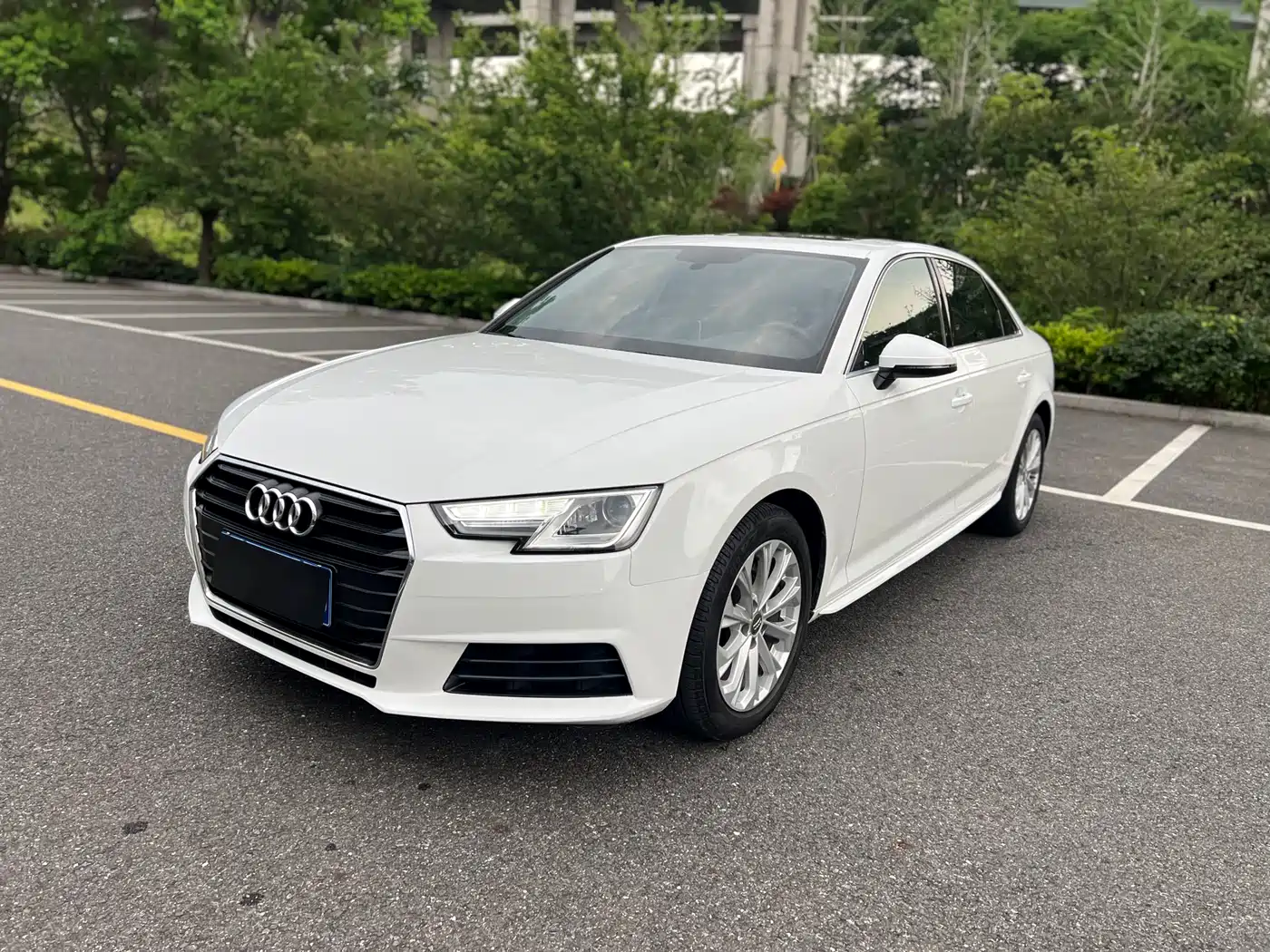 Audi A4L 2017 40 TFSI Progressive