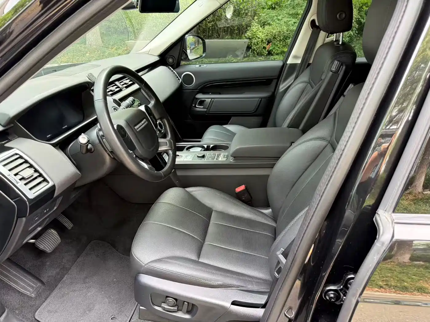 Фото 6 - Land Rover Discovery