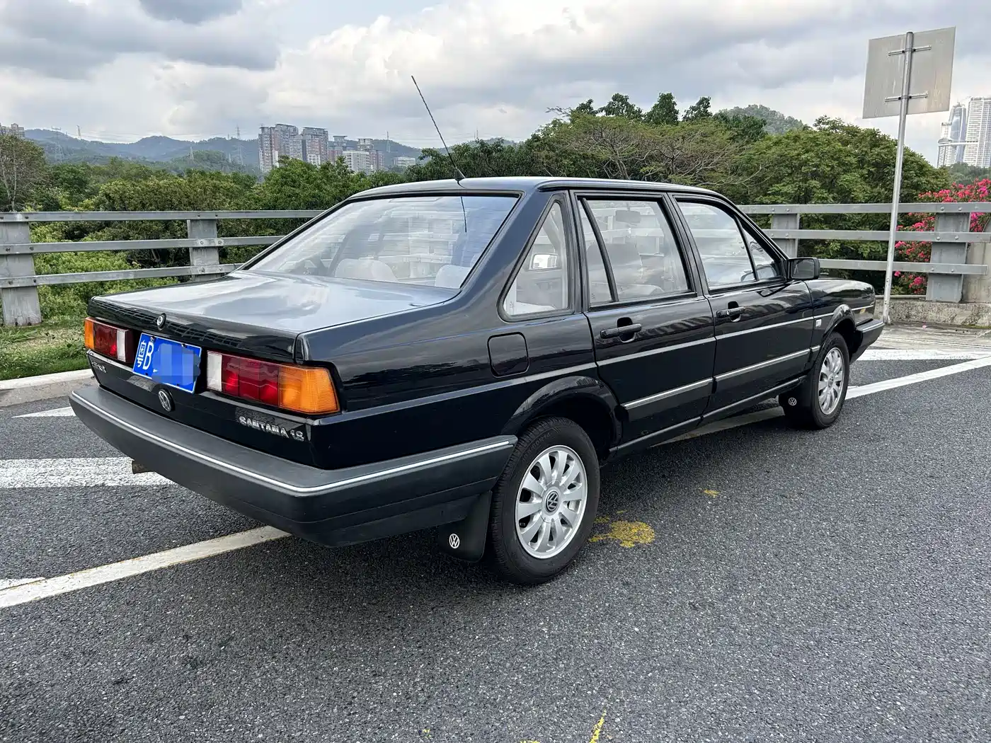 Volkswagen Santana Classic фото 4