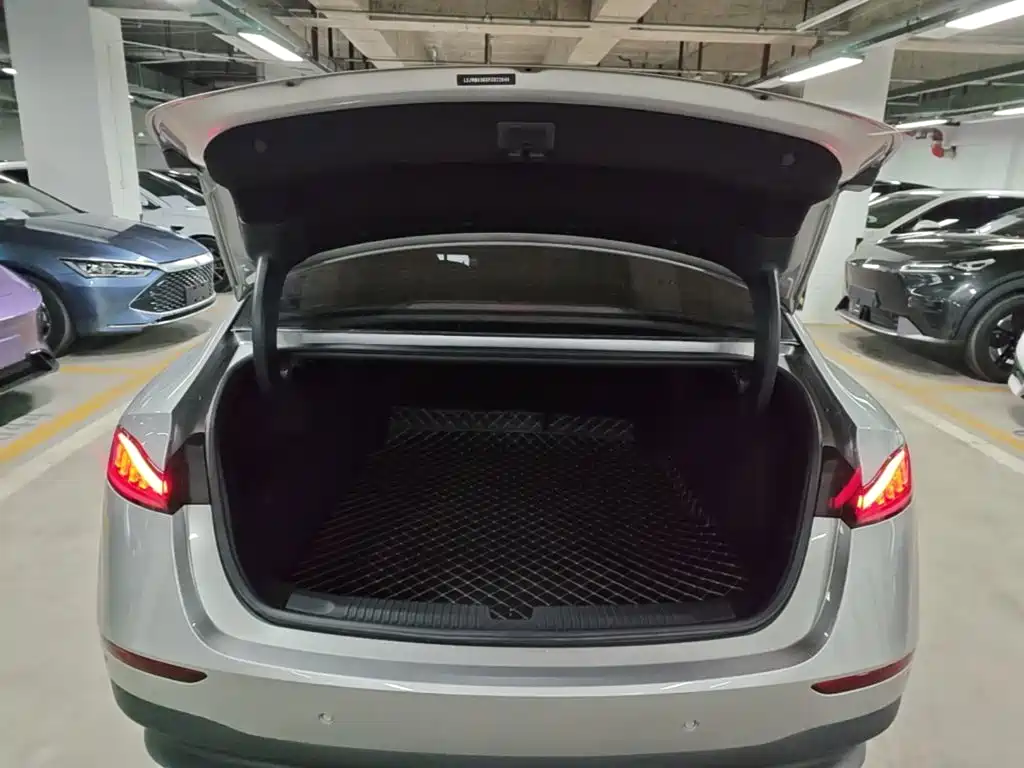 Фото 19 - Roewe D7