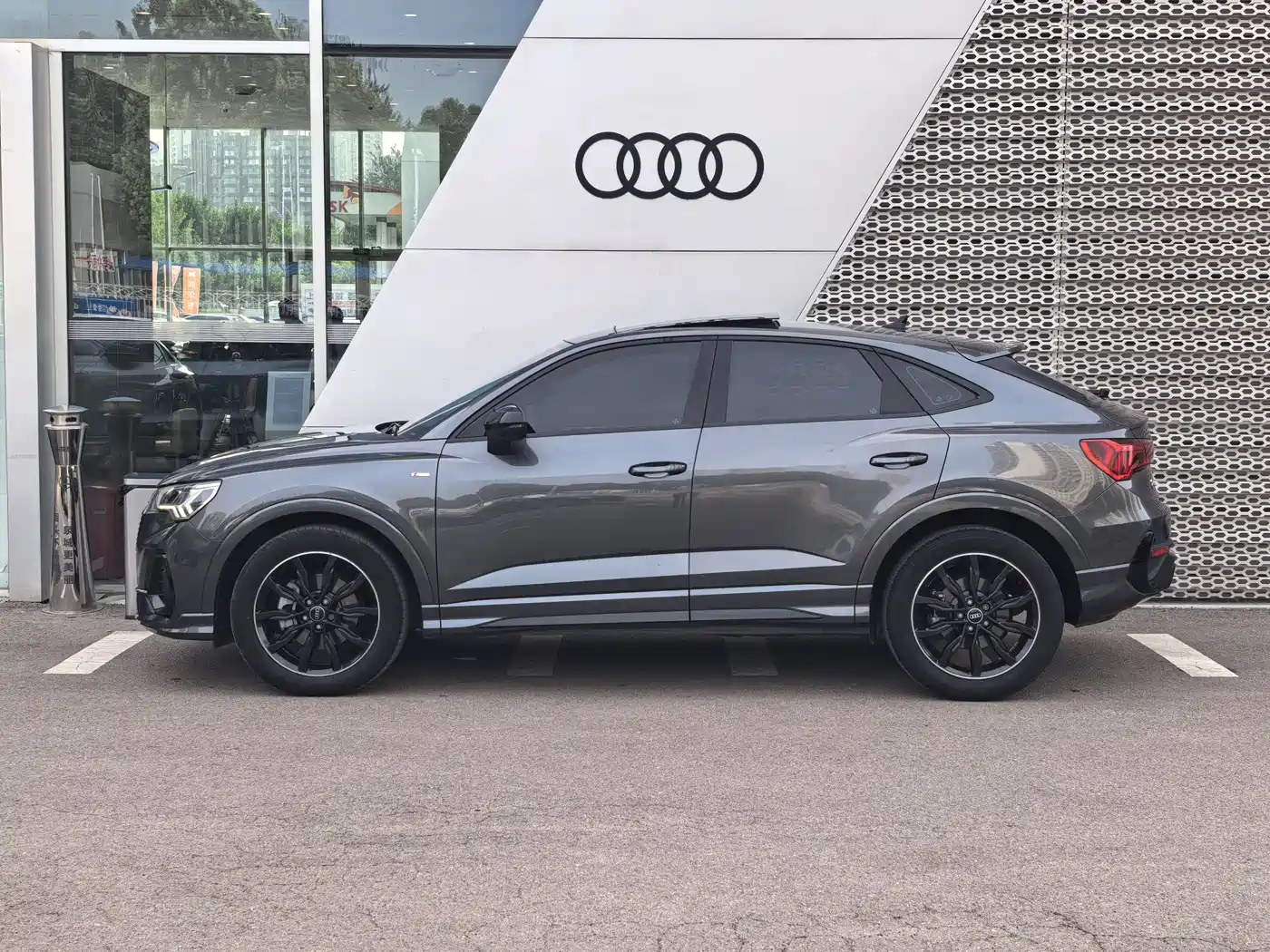 Audi Q3 Sportback 2021 40 TFSI Premium Life Edition фото 3