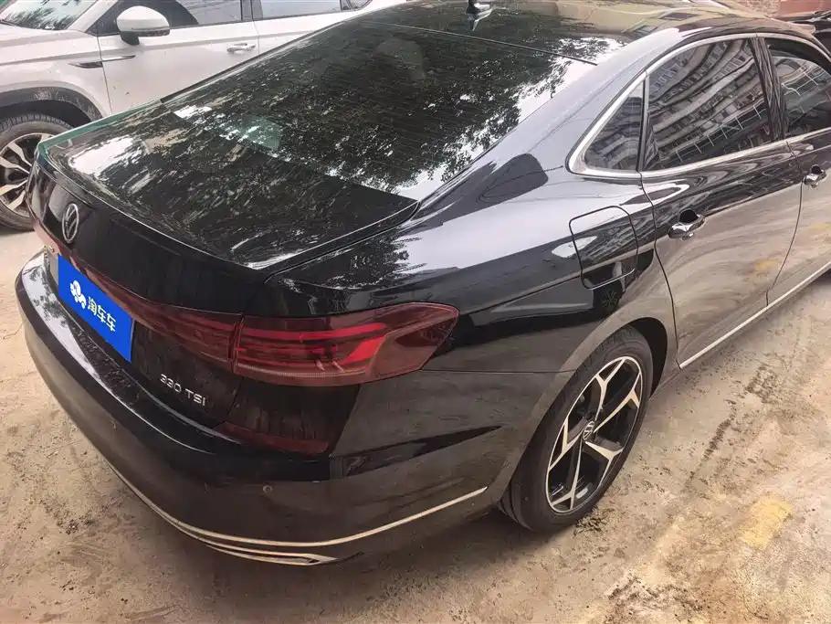 Volkswagen Passat 2023 Facelift 330TSI Starlight Elite Edition фото 3