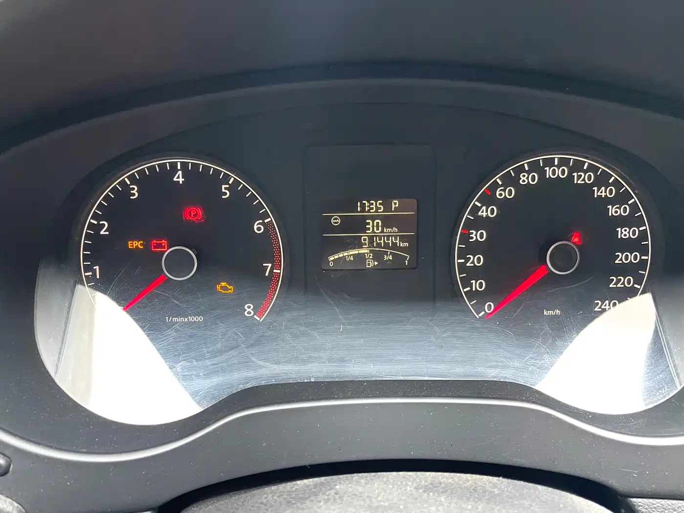 Volkswagen Sagitar 2014 Facelift 1.6L Automatic Comfort фото 15