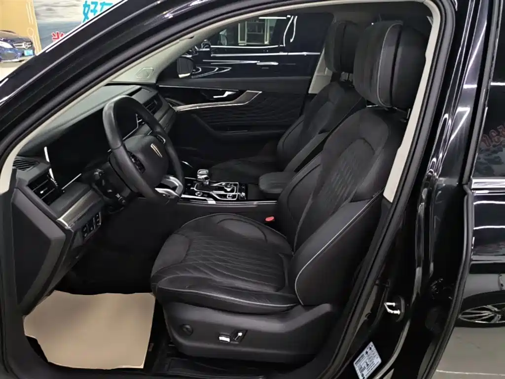 Hongqi HS5 2022 Facelift 2.0T Smart Flag Enjoyment Edition фото 15