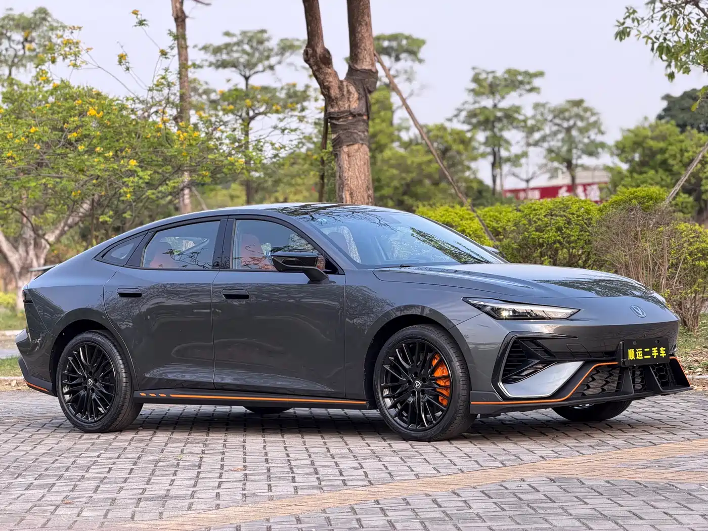 CHANGAN UNI-V