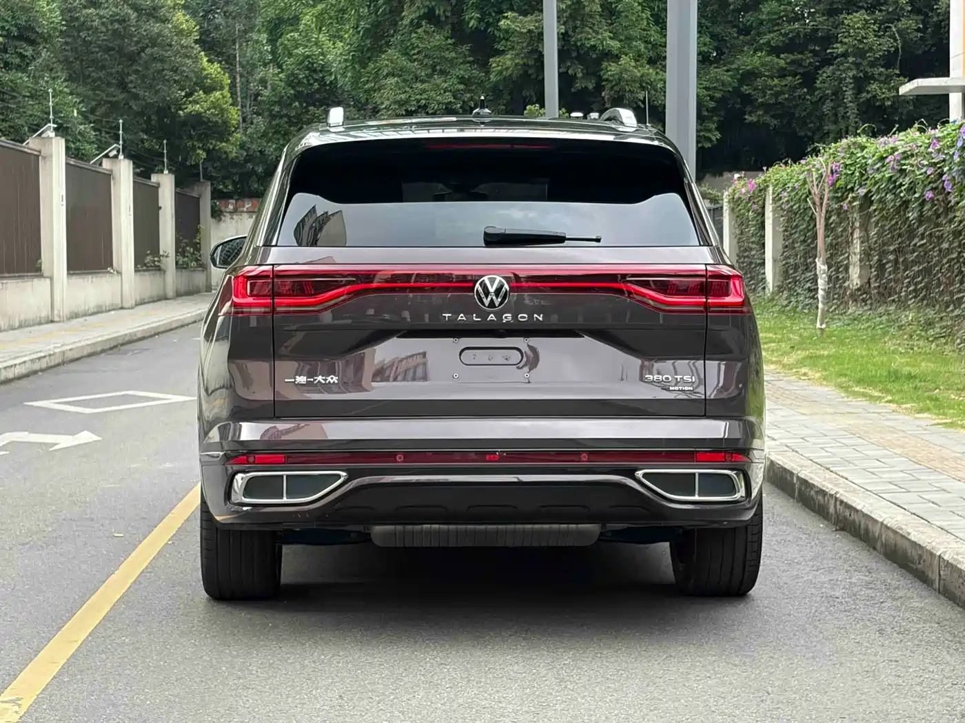 Volkswagen Talagon 2021 380TSI 4WD R-Line Explorer Edition фото 8