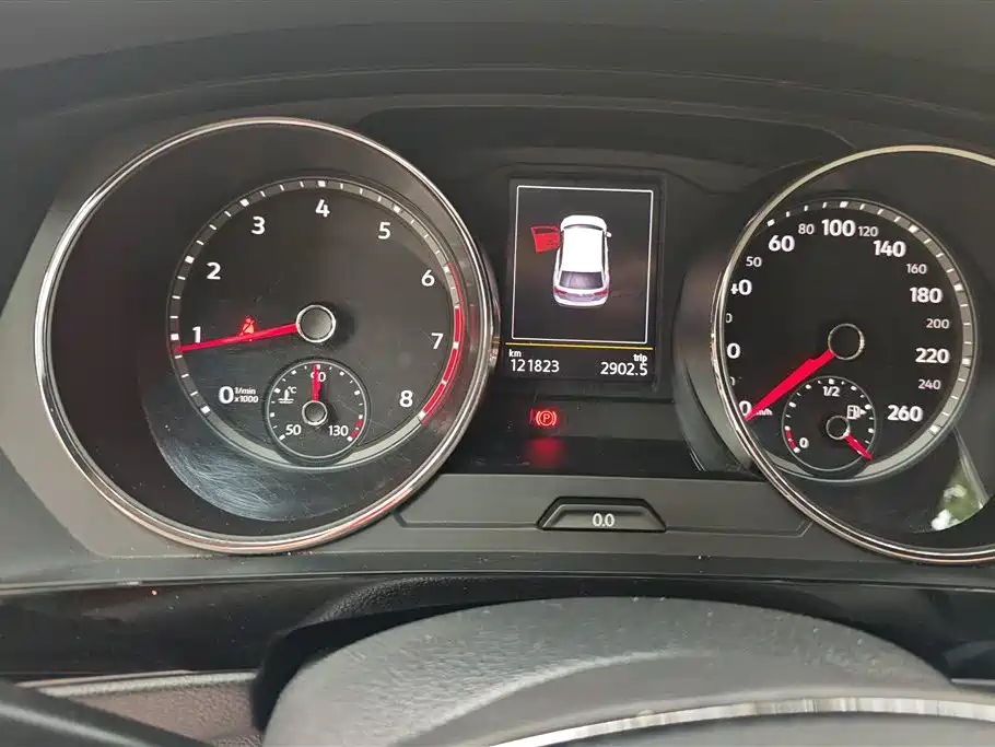 Volkswagen Tiguan L 2018 Facelift 330TSI Automatic 2WD Luxury Edition фото 14