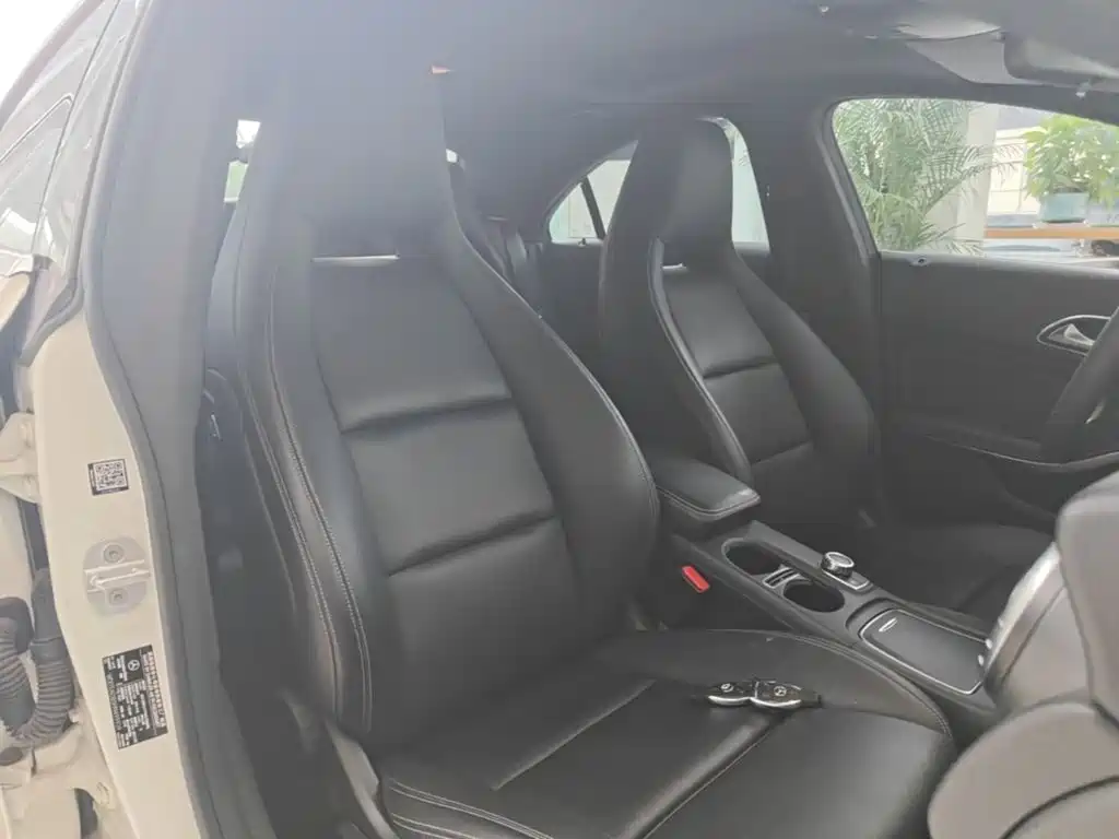 Mercedes-Benz CLA (Import) 2017 2017 CLA 200 Fashion