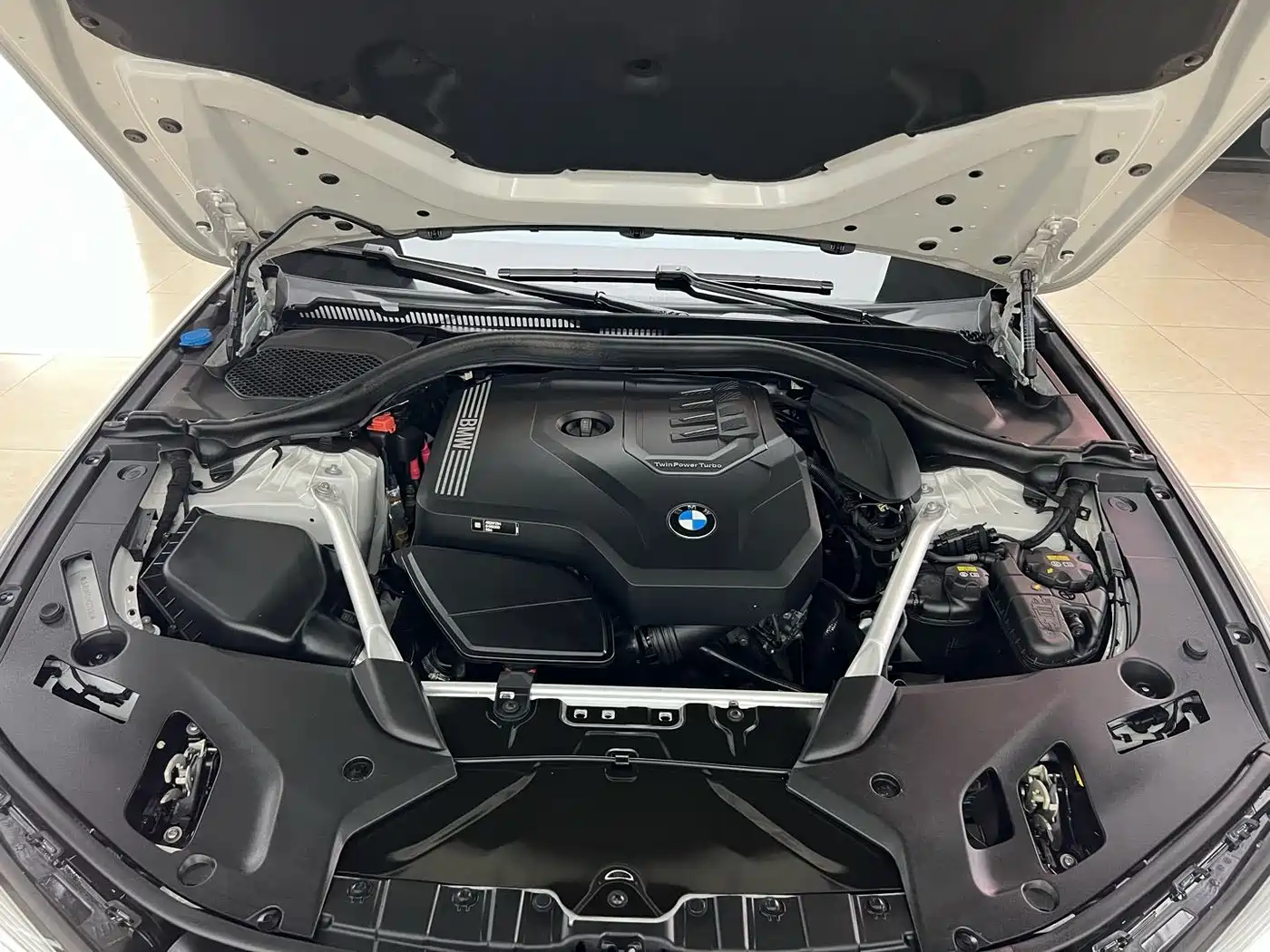 BMW 5 Series 2021 530Li Premium M Sport Package фото 27
