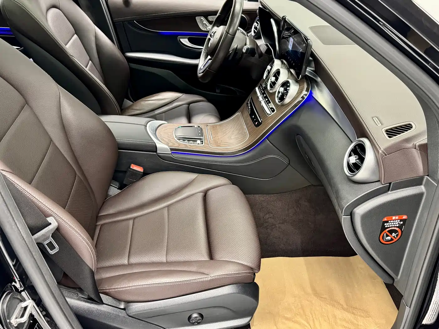 Mercedes-Benz GLC 2020 Facelift GLC 300 L 4MATIC Dynamic фото 9