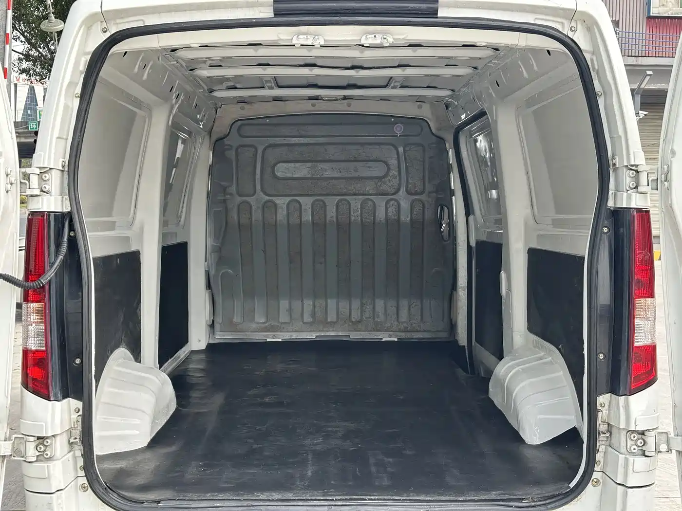 CHANGAN CHANGAN RUIXING EM80