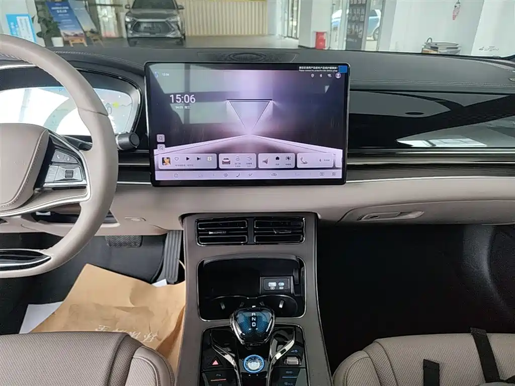 BYD Han 2024 DM-i Glory Edition 200KM Flagship фото 13
