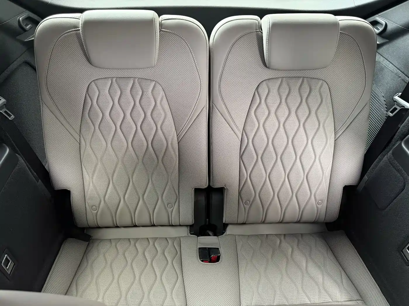 BYD Tang New Energy 2025 DM-i 115KM Flagship фото 11