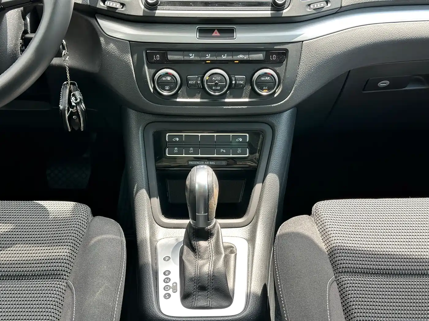 Volkswagen Sharan 2018 380TSI Comfort 7-Seater фото 17