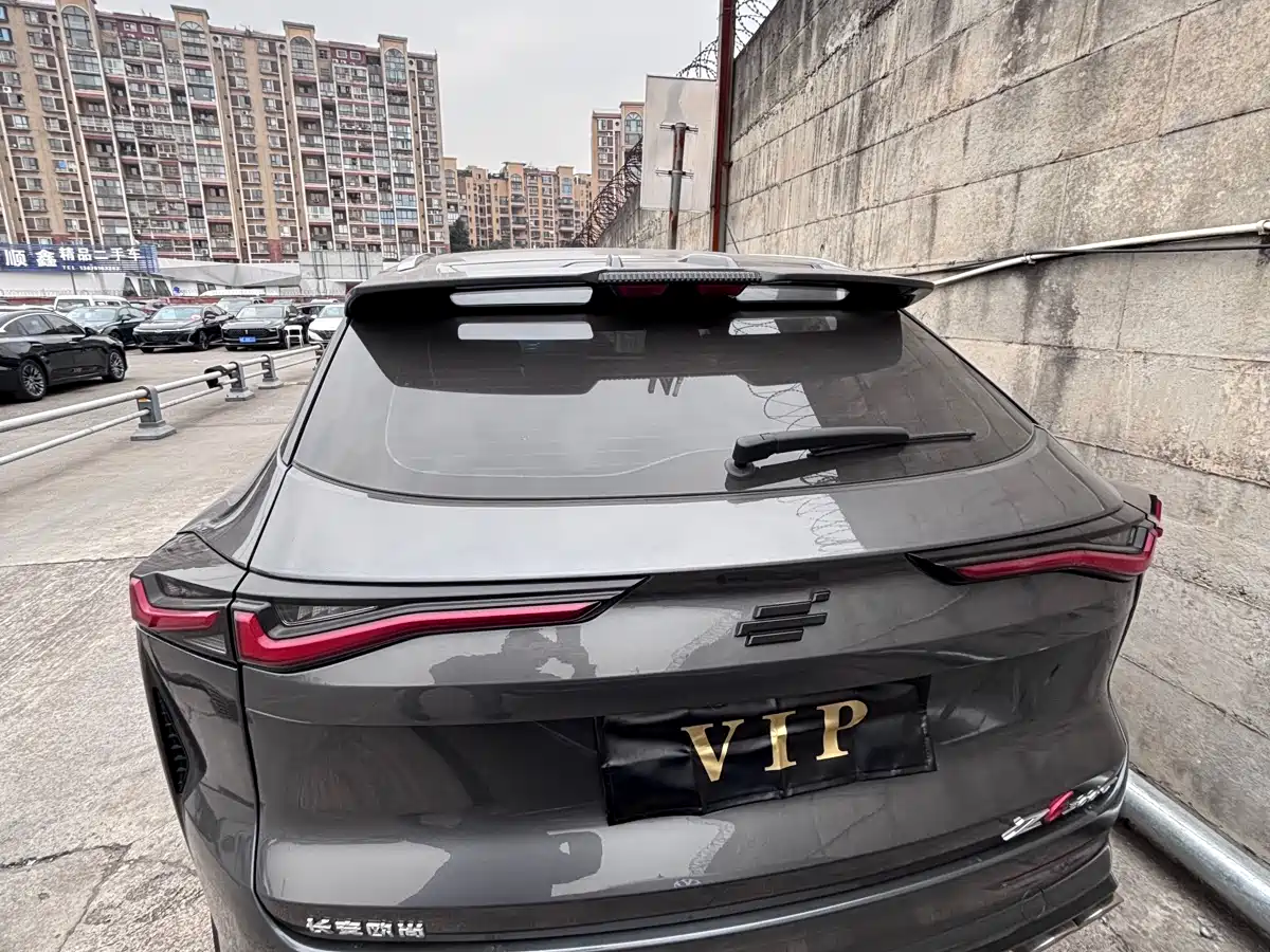 CHANGAN CHANGAN AUCHAN Z6