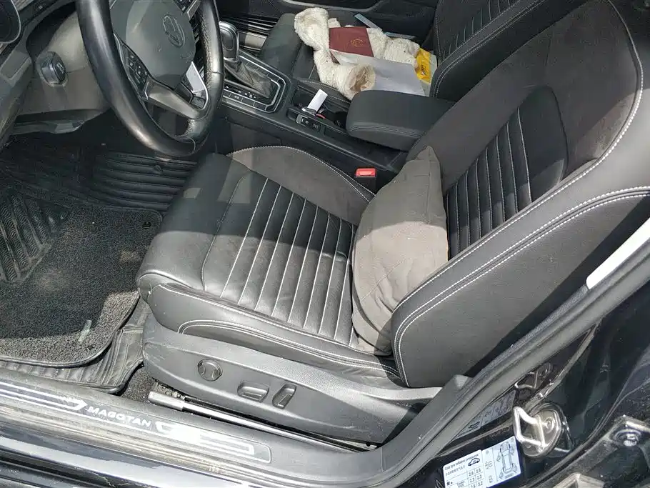 Volkswagen Magotan 2020 330TSI DSG Leading фото 9