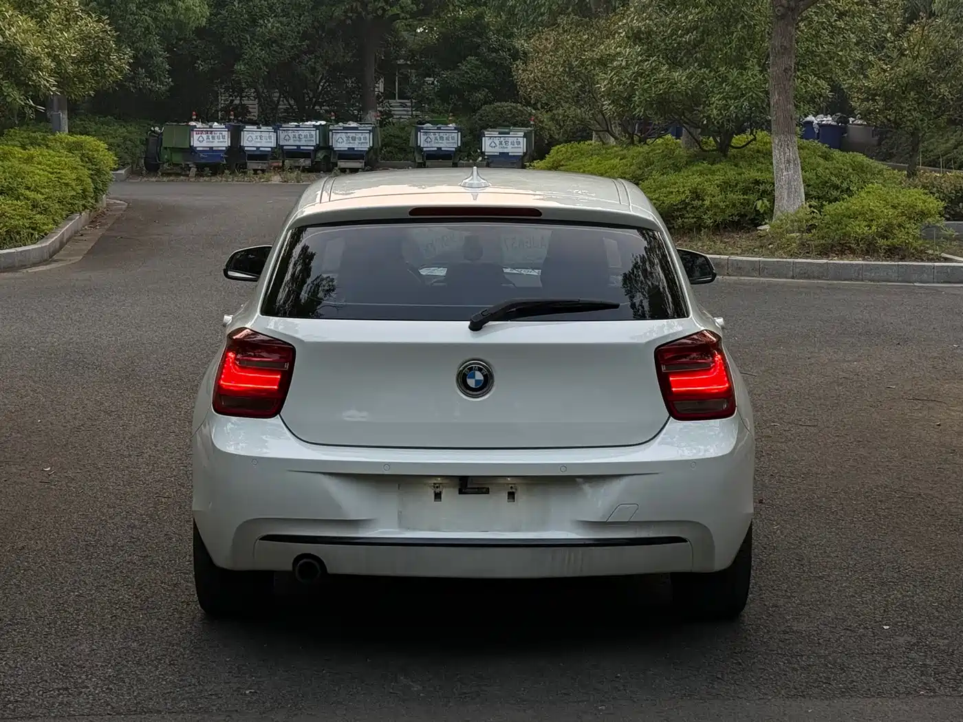 BMW 1 Series (Import) 2013 Facelift 118i Sport Model фото 4