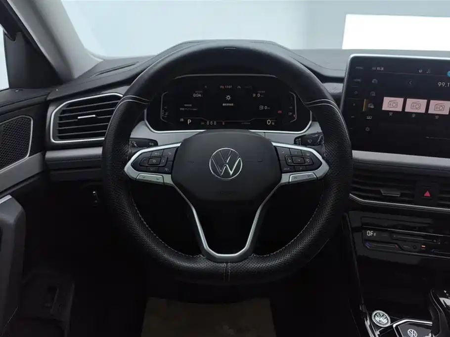 Volkswagen Tayron 2023 330TSI 2WD Luxury Plus Advanced Edition фото 15