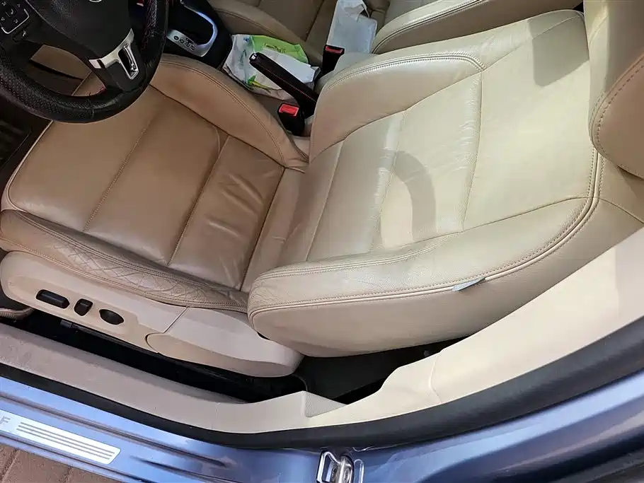 Volkswagen Golf 2012 1.4TSI Automatic Luxury фото 9