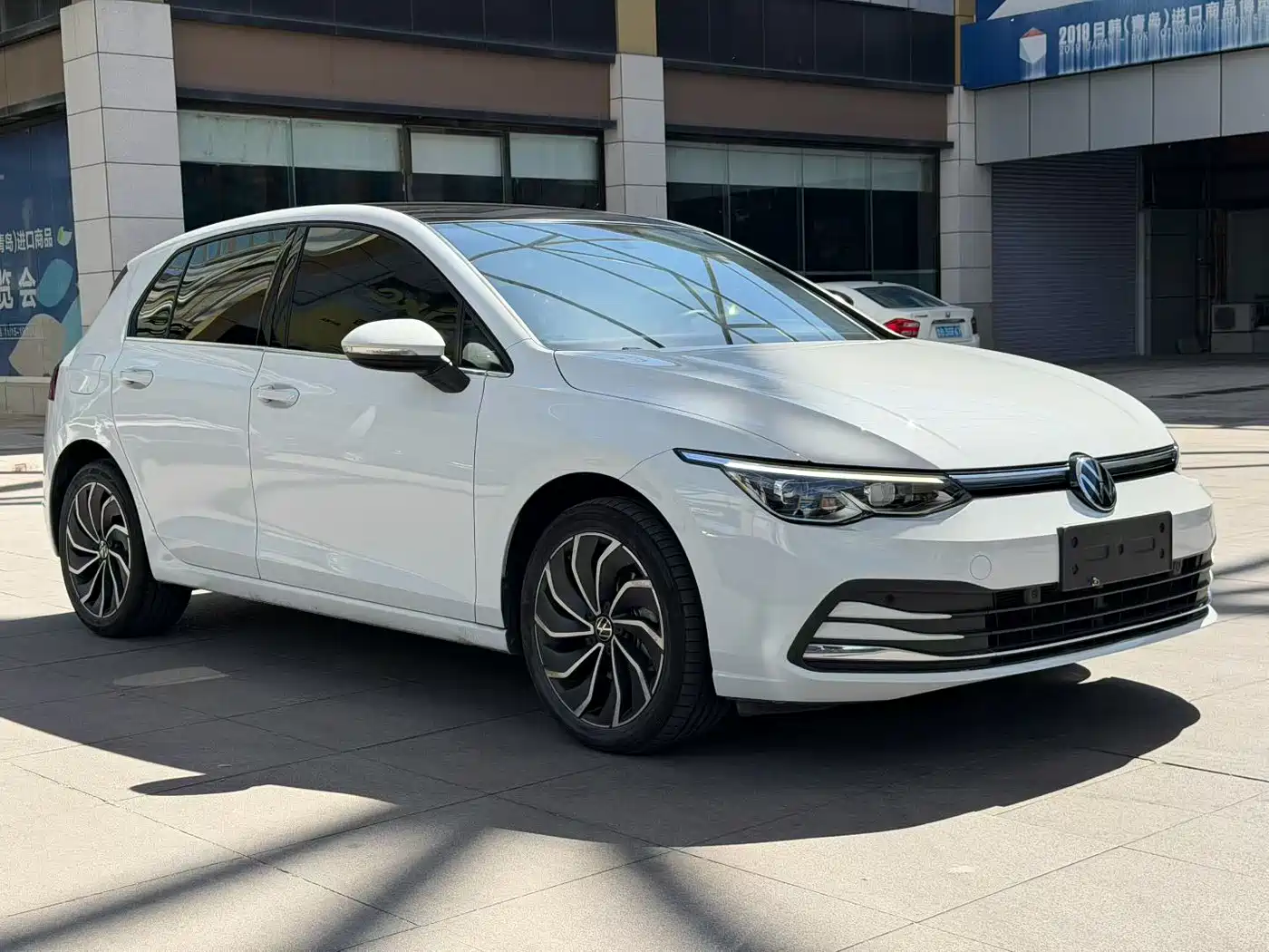 Volkswagen Golf 2021 280TSI DSG Pro Launch Edition фото 2